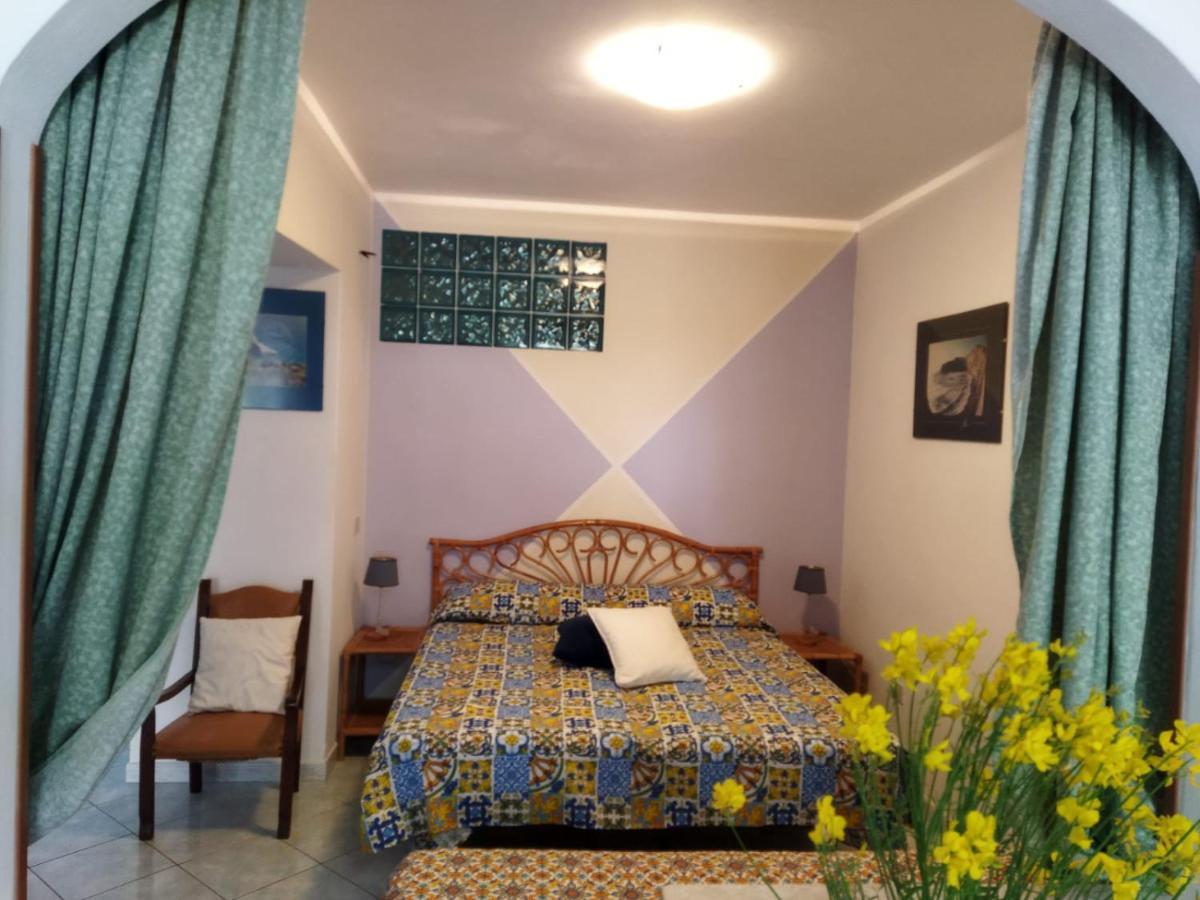Casa Carina Villa Ponza Esterno foto
